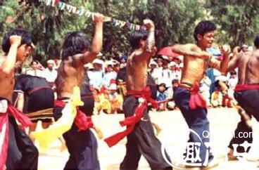 布朗族文化 布朗族民间歌舞是什么样的