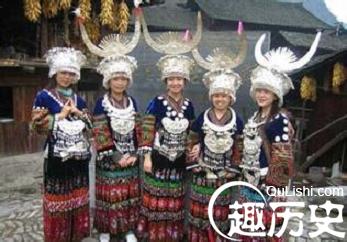 苗族服饰 苗族女子日常所穿衣服是什么样的