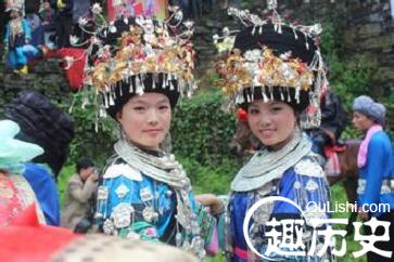 苗族服饰 苗族女子日常所穿衣服是什么样的