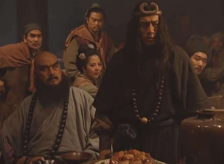 武松打死老虎后当了都头，相当于现在的什么官职？