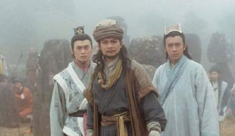 六脉神剑是哪六脉？六脉神剑比降龙十八掌厉害？