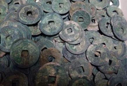 古代的铜钱是什么味道？&ldquo;铜臭&rdquo;一词为什么是用来讽刺有钱人的？