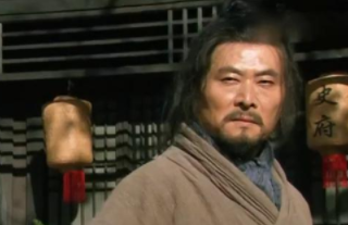 《水浒传》中除了林冲谁还是禁军教头？他们的结局分别是什么？