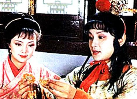 关于爱情青春和命运，《红楼梦》三场大雪每一场都美得凄凉！