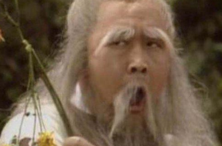 周伯通的左右互搏厉害吗？郭靖因此能同时使出两招&ldquo;降龙十八掌&rdquo;！